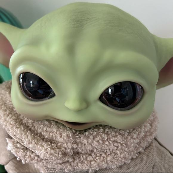 Adorable Green Alien Plush Toy - Picture 3 of 7